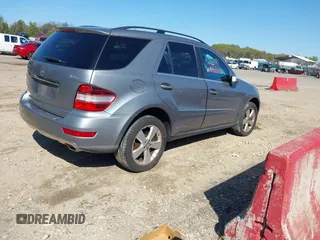 2010 Mercedes-Benz M 350 with VIN 4JGBB8GBXAA605448, listed as a IAAI auction lot 42062922 with 84,529 mi miles and . Bid and sale history available at DreamBid. Image 4.