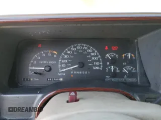 2000 Cadillac Escalade z VIN 1GYEK13R5YR107157, wystawiony jako Copart lot #89024795 z przebiegiem 172 599 mil mil oraz Szkody całkowita. Historia ofert i sprzedaży dostępna na DreamBid. Obrazek 9.