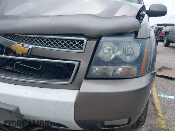 2012 Chevrolet Suburban LT with VIN 1GNSKJE78CR131456, listed as a IAAI auction lot 42152241 with 215,790 mi miles and . Bid and sale history available at DreamBid. Image 6.