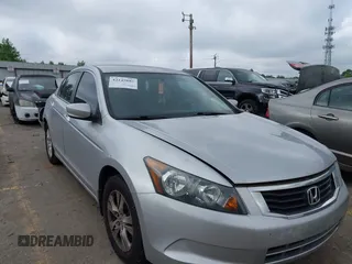 2009 Honda Accord LX-P z VIN 1HGCP26439A051709, wystawiony jako IAAI lot #42245882 z przebiegiem 142 264 mil mil oraz . Historia ofert i sprzedaży dostępna na DreamBid. Obrazek 1.