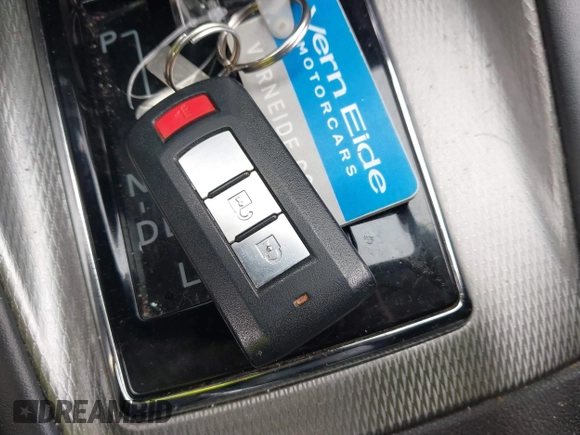 2018 Mitsubishi Outlander SEL z VIN JA4AR4AWXJZ020218, wystawiony jako IAAI lot #41705379 z przebiegiem 113 207 mil mil oraz . Historia ofert i sprzedaży dostępna na DreamBid. Obrazek 11.