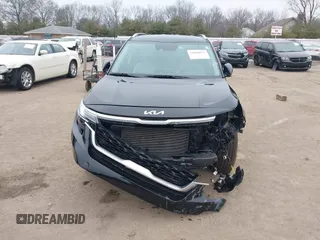 2023 Kia Seltos EX z VIN KNDERCAA9P7468220, wystawiony jako IAAI lot #38660032 z przebiegiem 13 077 mil mil oraz . Historia ofert i sprzedaży dostępna na DreamBid. Obrazek 12.