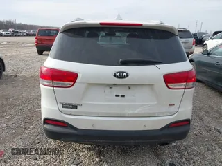 2018 Kia Sorento LX with VIN 5XYPGDA3XJG424355, listed as a IAAI auction lot 41832873 with 114,254 mi miles. Bid and sale history available at carsss.com. Image 16.