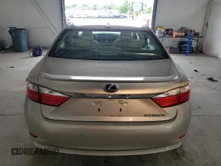 2013 Lexus ES 300h z VIN JTHBW1GG2D2014135, wystawiony jako Copart lot #56459225 z przebiegiem Nie podano mil oraz Szkoda całkowita • Salvage title. Historia ofert i sprzedaży dostępna na DreamBid. Obrazek 6.