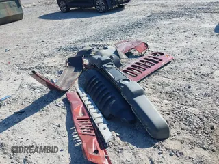 2007 Jeep Wrangler Unlimited Sahara с VIN 1J8GA59187L211825, выставлен на аукционе IAAI как лот 42313099 с пробегом 107 554 миль миль и . История ставок и продаж доступна на DreamBid. Изображение 12.