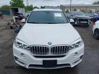 2018 BMW X5 xDrive35i z VIN 5UXKR0C50JL075205, wystawiony jako IAAI lot #42231107 z przebiegiem 38 412 mil mil oraz . Historia ofert i sprzedaży dostępna na DreamBid. Obrazek 13.