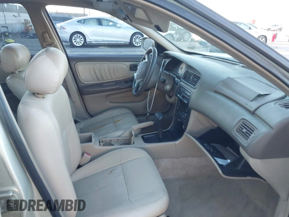 1999 Nissan Altima XE with VIN 1N4DL01D1XC266457, listed as a IAAI auction lot 41378353 with 253,520 mi miles. Bid and sale history available at carsss.com. Image 5.