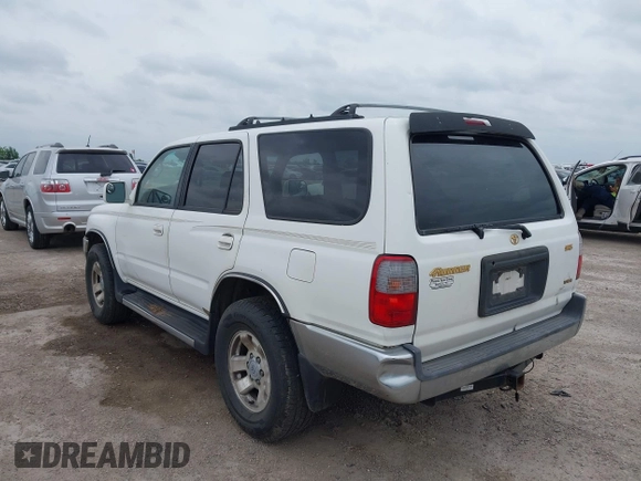 1999 Toyota 4Runner SR5 with VIN JT3GN86R3X0132463, listed as a IAAI auction lot 42019672 with 391,073 mi miles and . Bid and sale history available at DreamBid. Image 3.