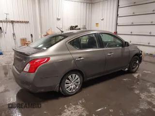 2014 Nissan Versa SV with VIN 3N1CN7AP2EK455471, listed as a IAAI auction lot 41585696 with 167,366 mi miles. Bid and sale history available at carsss.com. Image 4.