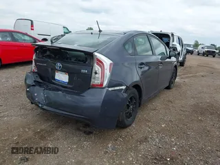 2015 Toyota Prius Four z VIN JTDKN3DU5F1934117, wystawiony jako IAAI lot #42370807 z przebiegiem 67 806 mil mil oraz . Historia ofert i sprzedaży dostępna na DreamBid. Obrazek 4.