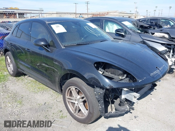 2022 Porsche Macan with VIN WP1AA2A53NLB01500, listed as a IAAI auction lot 41031126 with 25,618 mi miles and . Bid and sale history available at DreamBid. Image 1.