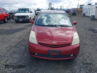 2005 Toyota Prius with VIN JTDKB20U453051802, listed as a IAAI auction lot 41831062 with 164,438 mi miles. Bid and sale history available at carsss.com. Image 12.