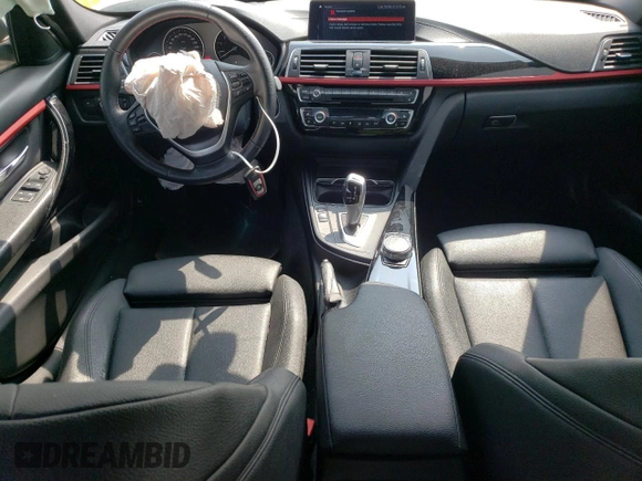 2018 BMW 3 Series 330i xDrive with VIN WBA8D9C54JEM34426, listed as a Copart auction lot 60487205 with 158,224 mi miles and Salvage title. Bid and sale history available at DreamBid. Image 8.
