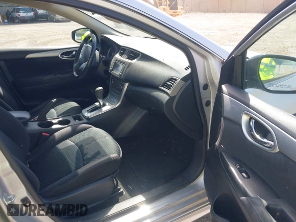2014 Nissan Sentra SR z VIN 3N1AB7AP2EY223465, wystawiony jako IAAI lot #42371243 z przebiegiem 95 926 mil mil oraz . Historia ofert i sprzedaży dostępna na DreamBid. Obrazek 5.