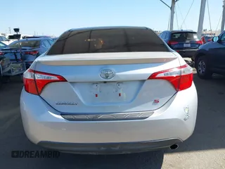 2016 Toyota Corolla L z VIN 5YFBURHE5GP408169, wystawiony jako IAAI lot #42544422 z przebiegiem 63 206 mil mil oraz . Historia ofert i sprzedaży dostępna na DreamBid. Obrazek 16.