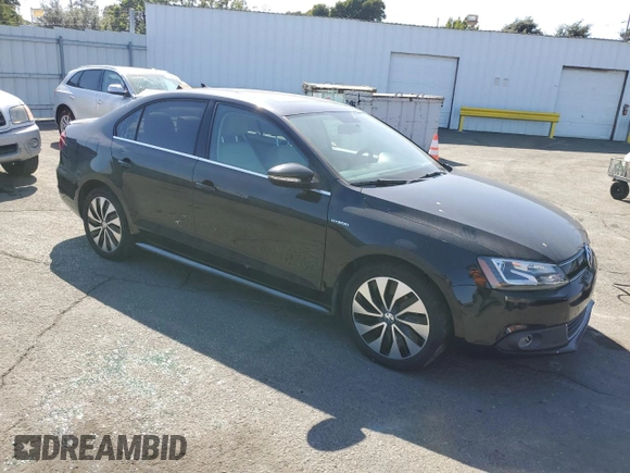 2014 Volkswagen Jetta Hybrid SE z VIN 3VW637AJ7EM296699, wystawiony jako Copart lot #61054715 z przebiegiem 147 308 mil mil oraz Czysty tytuł • Clean title. Historia ofert i sprzedaży dostępna na DreamBid. Obrazek 4.