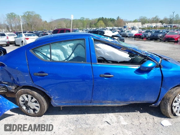 2016 Nissan Versa S Plus with VIN 3N1CN7AP8GL911499, listed as a IAAI auction lot 41990604 with Not Provided miles and . Bid and sale history available at DreamBid. Image 13.