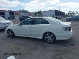 2011 Mercedes-Benz E 350 Luxury with VIN WDDHF8HB3BA489230, listed as a IAAI auction lot 42158712 with 211,875 mi miles and . Bid and sale history available at DreamBid. Image 14.