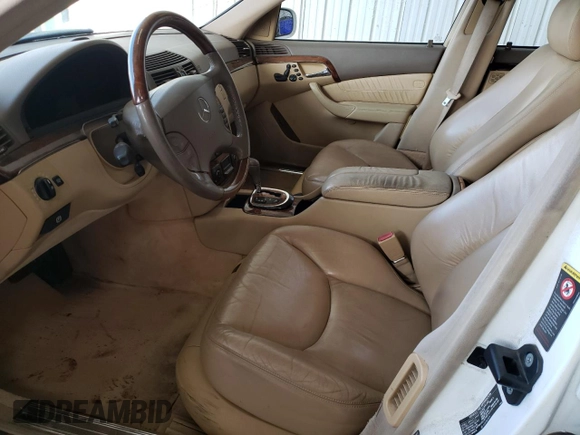 2005 Mercedes-Benz S-Class 5.0L with VIN WDBNG75J85A447977, listed as a Copart auction lot 89194145 with 158,851 mi miles and Clean Title. Bid and sale history available at carsss.com. Image 7.