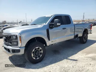 2023 Ford F-350 XL с VIN 1FT8X3BT6PEE10838, выставлен на аукционе Copart как лот 61037065 с пробегом 12 372 миль миль и Списание • Salvage title. История ставок и продаж доступна на DreamBid. Изображение 1.