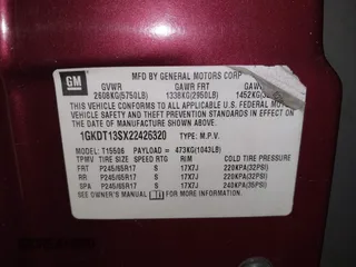 2002 GMC Envoy SLT with VIN 1GKDT13SX22426320, listed as a IAAI auction lot 41709359 with 104,418 mi miles. Bid and sale history available at carsss.com. Image 9.