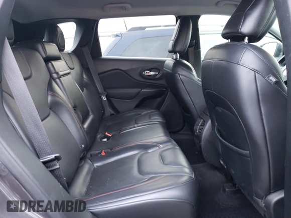 2019 Jeep Cherokee Trailhawk with VIN 1C4PJMBN5KD143033, listed as a Copart auction lot 45791865 with 88,355 mi miles and Clean Title. Bid and sale history available at DreamBid. Image 11.