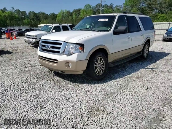 2014 Ford Expedition Max XLT with VIN 1FMJK1J57EEF26923, listed as a Copart auction lot 52284765 with 192,074 mi miles and Salvage Title. Bid and sale history available at DreamBid. Image 14.
