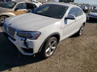 2017 BMW X4 xDrive28i with VIN 5UXXW3C38H0T79909, listed as a Copart auction lot 68994132 with 33,032 mi miles. Bid and sale history available at carsss.com. Image 1.