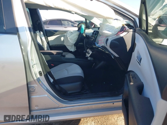 2017 Toyota Prius Two with VIN JTDKBRFU3H3034087, listed as a IAAI auction lot 40982253 with 158,745 mi miles and . Bid and sale history available at DreamBid. Image 5.