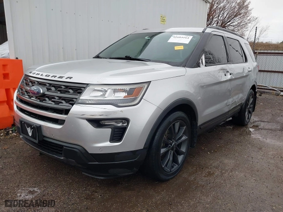 2018 Ford Explorer XLT with VIN 1FM5K7DH6JGB08040, listed as a IAAI auction lot 41684164 with 133,938 mi miles. Bid and sale history available at carsss.com. Image 18.