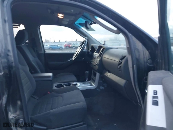 2010 Nissan Pathfinder SE with VIN 5N1AR1NB8AC626076, listed as a IAAI auction lot 41144235 with 172,709 mi miles. Bid and sale history available at carsss.com. Image 5.