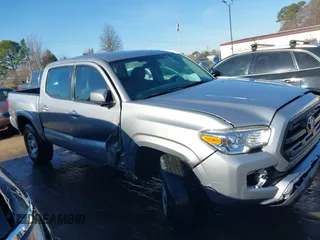 2017 Toyota Tacoma SR with VIN 5TFAX5GN2HX096442, listed as a IAAI auction lot 41667984 with 63,377 mi miles. Bid and sale history available at carsss.com. Image 13.