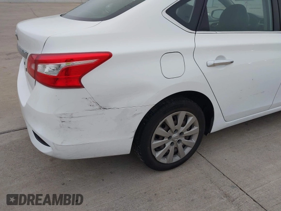 2017 Nissan Sentra SV z VIN 3N1AB7AP9HY349424, wystawiony jako IAAI lot #41803797 z przebiegiem 126 936 mil mil oraz . Historia ofert i sprzedaży dostępna na DreamBid. Obrazek 6.
