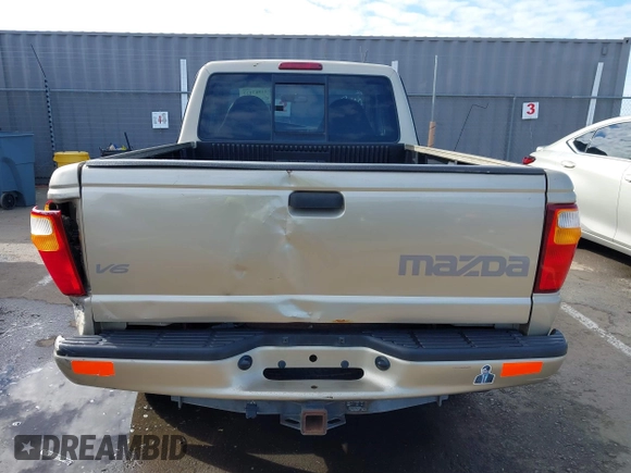 2002 Mazda B-Series Truck DS z VIN 4F4YR16U52TM18118, wystawiony jako IAAI lot #41563022 z przebiegiem 126 136 mil mil oraz . Historia ofert i sprzedaży dostępna na DreamBid. Obrazek 16.