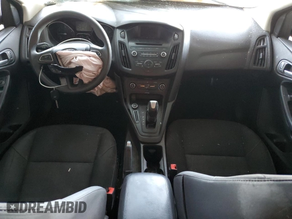 2015 Ford Focus SE with VIN 1FADP3F22FL221491, listed as a Copart auction lot 45953035 with Not Provided miles and Salvage Title. Bid and sale history available at carsss.com. Image 8.
