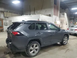 2021 Toyota RAV4 Hybrid LE with VIN 4T3B6RFV8MU009416, listed as a Copart auction lot 45218725 with 132,840 mi miles and Salvage Title. Bid and sale history available at carsss.com. Image 3.
