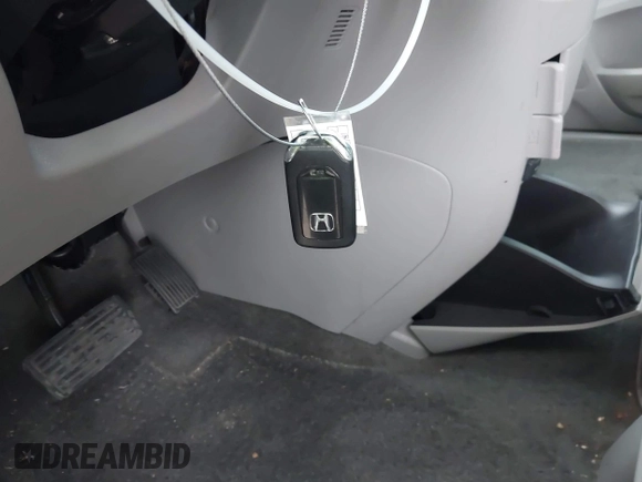 2016 Honda Odyssey EX with VIN 5FNRL5H49GB086326, listed as a IAAI auction lot 42647593 with 131,854 mi miles and . Bid and sale history available at DreamBid. Image 11.