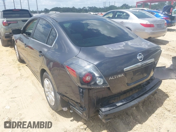 2009 Nissan Altima 2.5 with VIN 1N4AL21E19N409986, listed as a IAAI auction lot 41956758 with 183,746 mi miles. Bid and sale history available at carsss.com. Image 3.