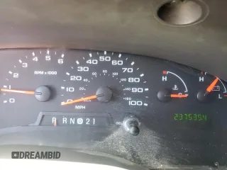 2008 Ford Econoline Cargo Commercial с VIN 1FTNE24L78DA01965, выставлен на аукционе Copart как лот 67921874 с пробегом 237 535 миль миль и Списание • Salvage title. История ставок и продаж доступна на DreamBid. Изображение 9.