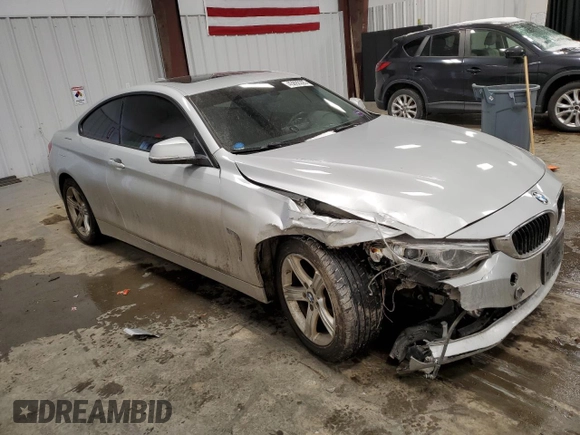 2014 BMW 4 Series 428i xDrive z VIN WBA3N9C53EF721523, wystawiony jako Copart lot #43892295 z przebiegiem 159 429 mil mil oraz Szkoda całkowita • Salvage title. Historia ofert i sprzedaży dostępna na DreamBid. Obrazek 4.