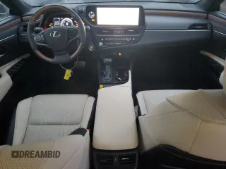 2024 Lexus ES 300h Luxury with VIN 58AEA1C11RU039414, listed as a Copart auction lot 86206254 with 5,009 mi miles and Salvage title. Bid and sale history available at DreamBid. Image 8.