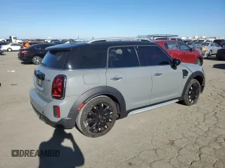 2021 MINI Countryman Oxford Edition with VIN WMZ23BR04M3M78361, listed as a Copart auction lot 42338155 with 11,235 mi miles and Salvage Title. Bid and sale history available at carsss.com. Image 3.