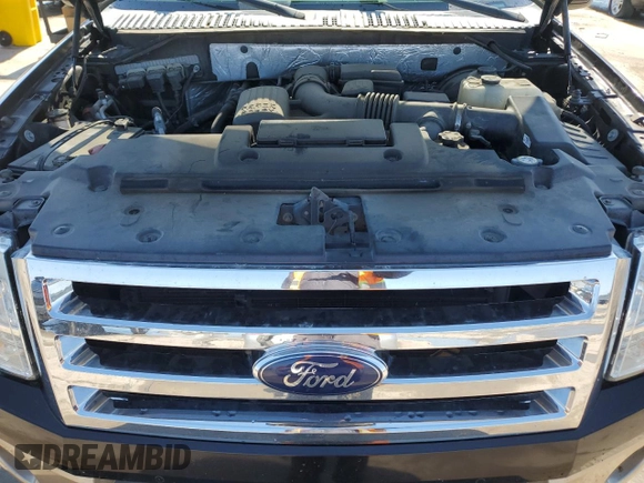 2014 Ford Expedition XLT z VIN 1FMJU1H55EEF22921, wystawiony jako Copart lot #45419885 z przebiegiem 148 100 mil mil oraz Szkoda całkowita • Salvage title. Historia ofert i sprzedaży dostępna na DreamBid. Obrazek 12.