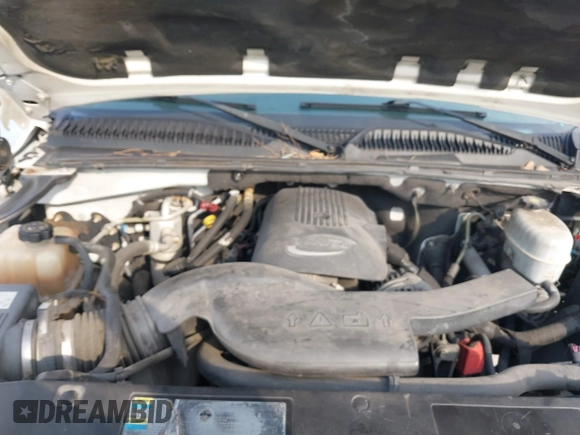 2006 Chevrolet Tahoe LT with VIN 1GNEC13Z96R126768, listed as a IAAI auction lot 41637955 with 232,531 mi miles. Bid and sale history available at carsss.com. Image 10.