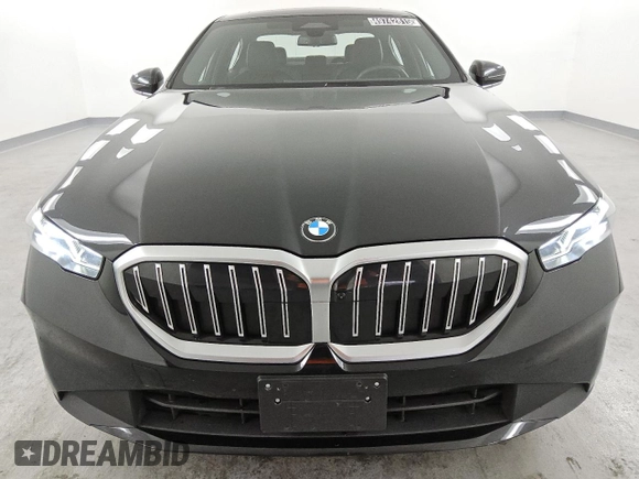 2024 BMW 5 Series 530i xDrive with VIN WBA53FJ09RCS45550, listed as a Copart auction lot 49742815 with 16,478 mi miles and Clean Title. Bid and sale history available at carsss.com. Image 5.