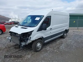 2021 Ford Transit Cargo с VIN 1FTBR2C81MKA02605, выставлен на аукционе IAAI как лот 41804703 с пробегом 94 481 миль миль и . История ставок и продаж доступна на DreamBid. Изображение 2.