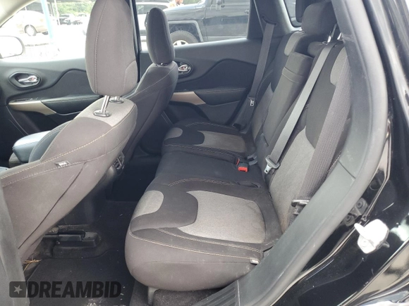 2018 Jeep Cherokee Latitude с VIN 1C4PJLCB3JD531178, выставлен на аукционе Copart как лот 60671515 с пробегом 139 917 миль миль и Списание • Salvage title. История ставок и продаж доступна на DreamBid. Изображение 11.