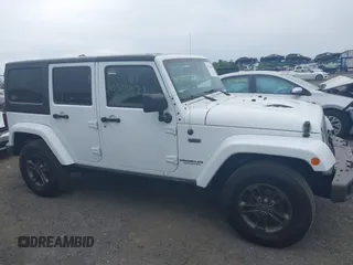 2017 Jeep Wrangler Unlimited 75th Anniversary z VIN 1C4HJWEG8HL502984, wystawiony jako IAAI lot #42354671 z przebiegiem 108 900 mil mil oraz . Historia ofert i sprzedaży dostępna na DreamBid. Obrazek 13.