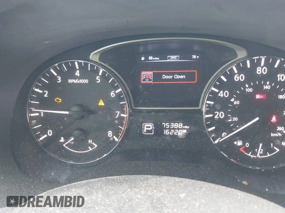2014 Nissan Pathfinder S with VIN 5N1AR2MM7EC619604, listed as a IAAI auction lot 42694493 with 75,388 mi miles and . Bid and sale history available at DreamBid. Image 7.