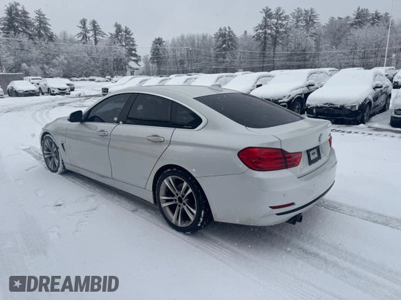 2016 BMW 4 Series 428i z VIN WBA4A9C53GG507015, wystawiony jako Copart lot #44042195 z przebiegiem 184 240 mil mil oraz Czysty tytuł • Clean title. Historia ofert i sprzedaży dostępna na DreamBid. Obrazek 3.